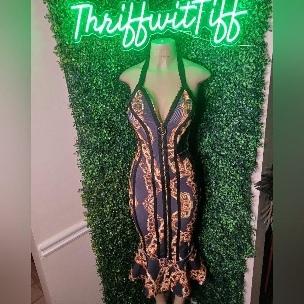 Fashion Nova Black and Gold Backless Dress